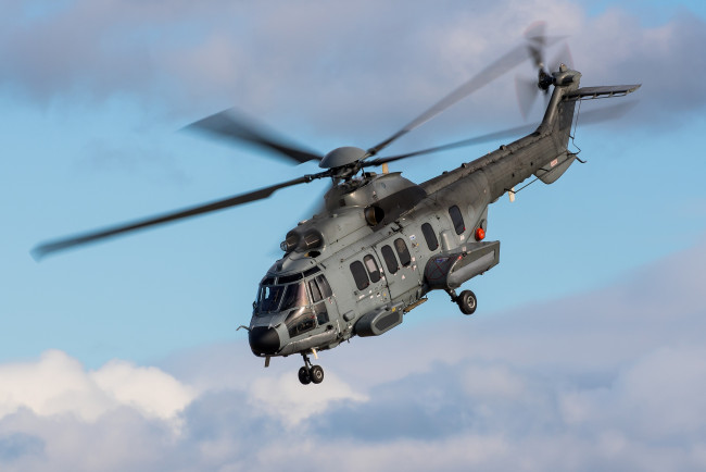 Обои картинки фото super puma, авиация, вертолёты, вертушка