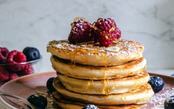 Картинка еда блины +оладьи малина оладьи мед