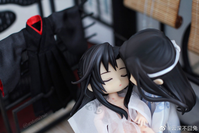 Обои картинки фото разное, игрушки, вэй, усянь, лань, ванцзы, куклы, бочка, купание