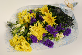 Картинка цветы букеты композиции букет розы хризантемы