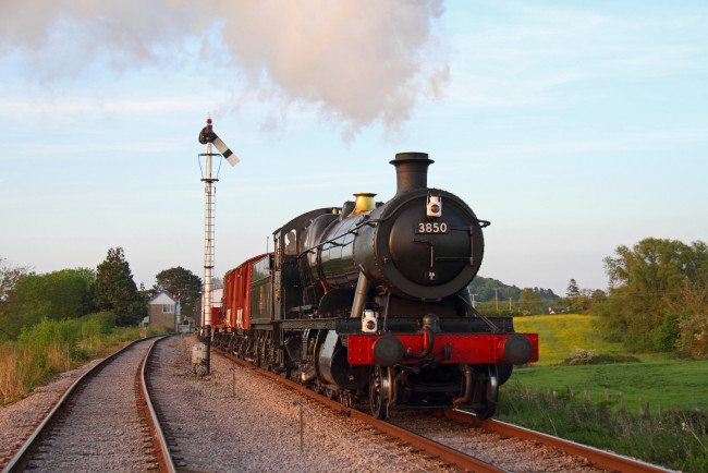 Обои картинки фото техника, паровозы, паровоз, дорога, рельсы, железная