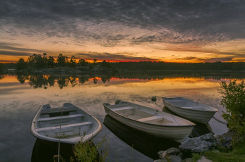 Картинка корабли лодки +шлюпки заря река