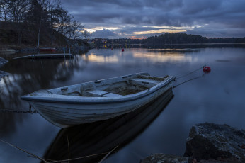 Картинка корабли лодки +шлюпки заря река