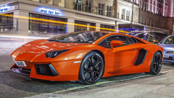Картинка автомобили выставки+и+уличные+фото lamborghini aventador lp 700-4