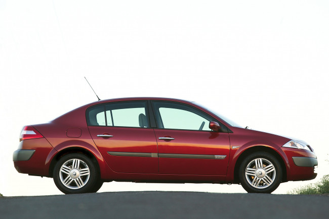 Обои картинки фото автомобили, renault