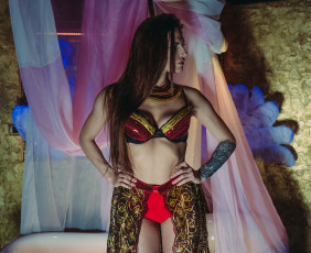 Картинка девушки -+брюнетки +шатенки golden girls ночной клуб модель