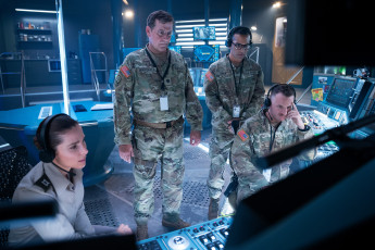 Картинка interceptor+||+2022 кино+фильмы interceptor перехват кадры боевик триллер драма эльза патаки elsa pataky jj collins