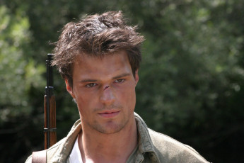 Картинка кино+фильмы мы+из+будущего мужчина лицо ссадина оружие