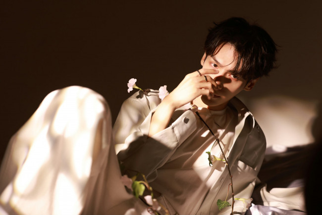 Обои картинки фото мужчины, luo yunxi, ло, юньси