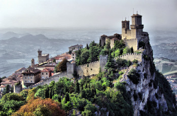 Картинка сан марино города столицы государств гора дома замок башни