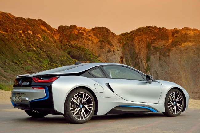 Обои картинки фото 2015 bmw i8, автомобили, bmw, серебристый