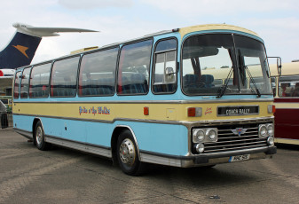 Картинка автомобили автобусы пассажирский транспорт