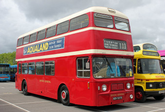 Картинка автомобили автобусы транспорт пассажирский