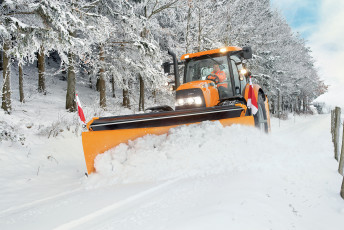 Картинка техника снегоуборочная+техника трактор колесный