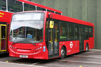 Картинка автомобили автобусы пассажирский транспорт