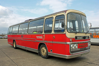 Картинка автомобили автобусы транспорт пассажирский