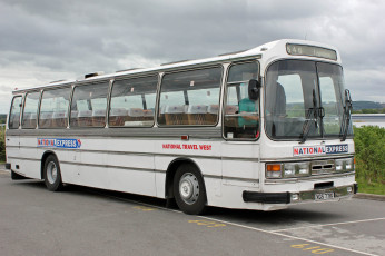 Картинка автомобили автобусы транспорт пассажирский