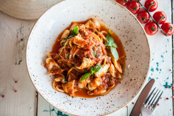 Картинка еда макаронные+блюда вкусно обед зелень соус макароны