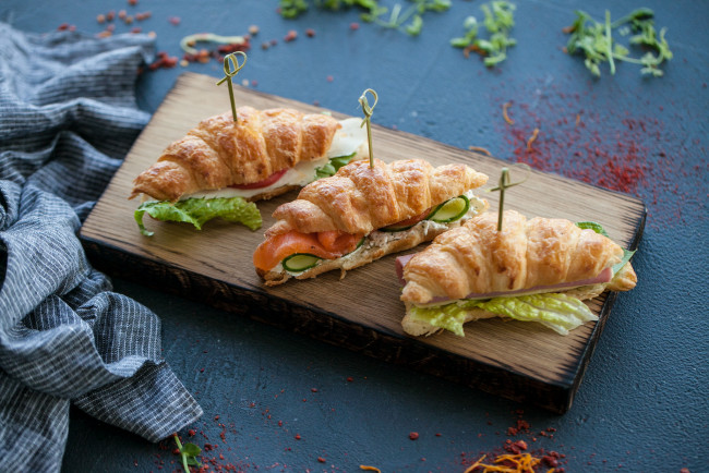 Обои картинки фото еда, бутерброды,  гамбургеры,  канапе, хлеб, начинка, бутерброд, вкусно