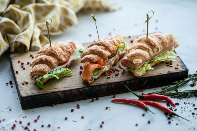 Обои картинки фото еда, бутерброды,  гамбургеры,  канапе, вкусно, хлеб, бутерброд, начинка