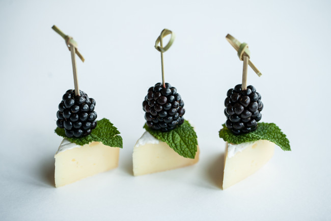 Обои картинки фото еда, бутерброды,  гамбургеры,  канапе, закуска, канапе, вкусно