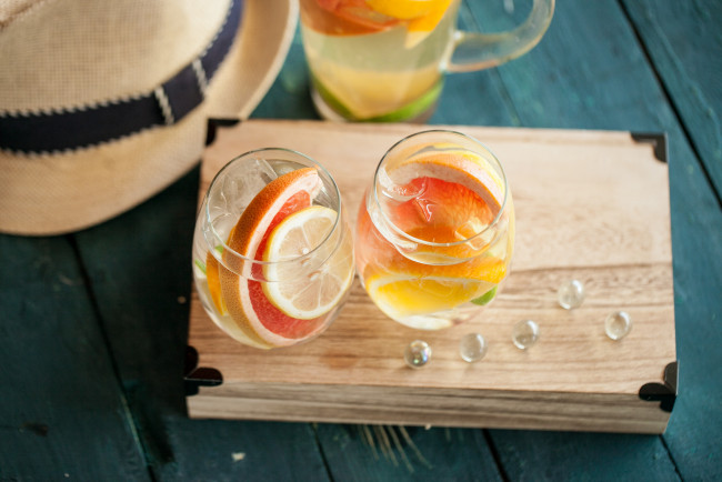 Обои картинки фото еда, напитки, лед, фрукты, напиток, вкусный, холодный