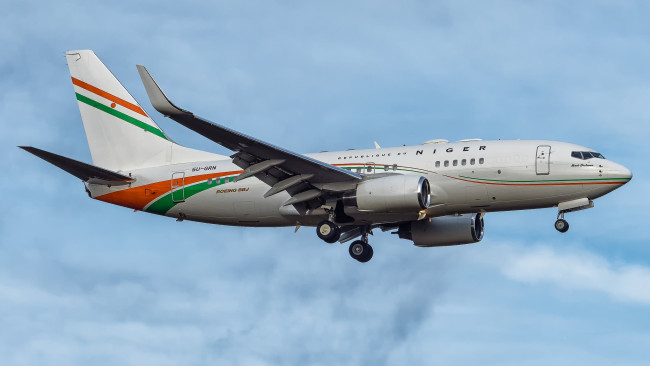 Обои картинки фото авиация, пассажирские самолёты, авиалайнер