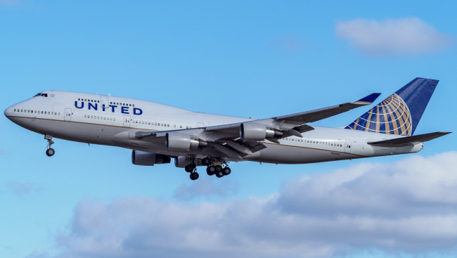 Обои картинки фото авиация, пассажирские самолёты, авиалайнер