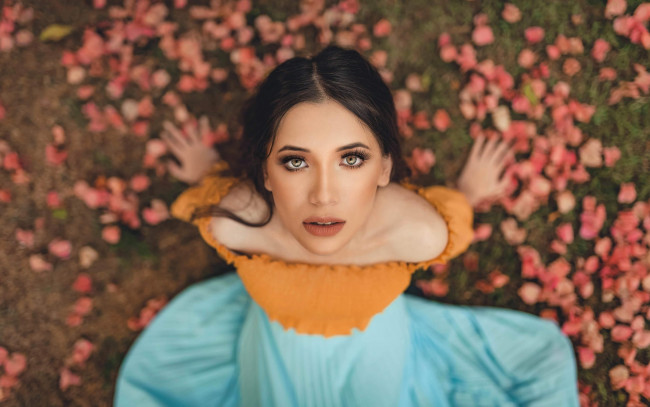 Обои картинки фото красотка, девушки, - брюнетки,  шатенки, девушка, красивая, супер, секси, няша, нежная, классная, модница, лапочка, мадам