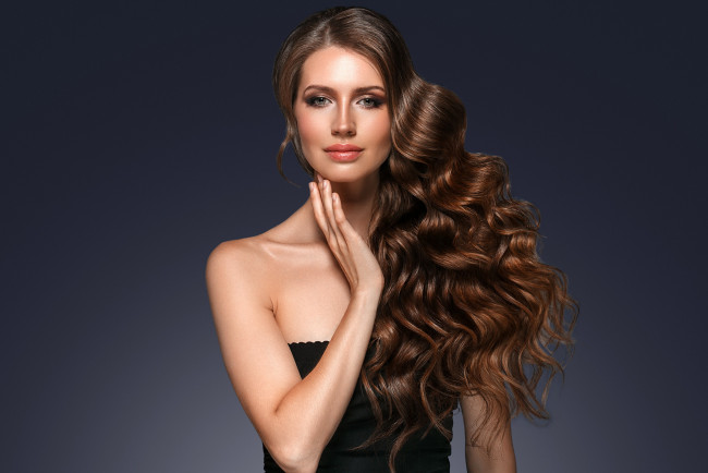 Обои картинки фото девушки, - брюнетки,  шатенки, брюнетка, локоны