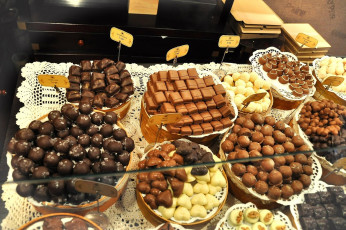 Картинка еда конфеты +шоколад +мармелад +сладости шоколадные ассорти