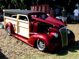 Картинка автомобили выставки уличные фото