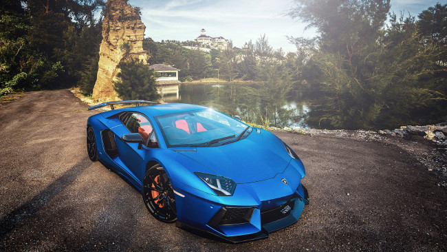 Обои картинки фото 2013, lamborghini, aventador, lp700, автомобили, озеро, лучи, солнца, синий, blue