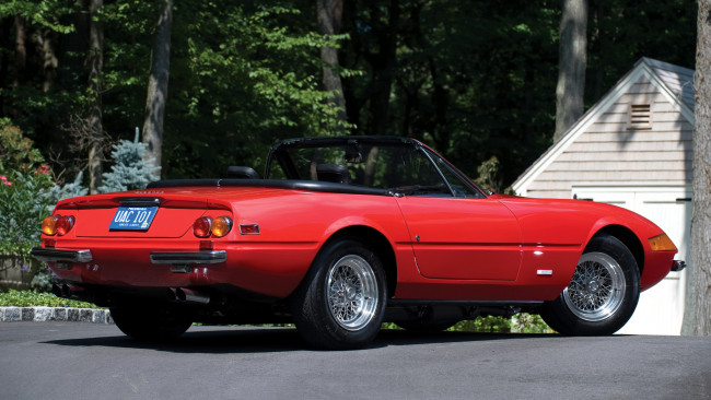 Обои картинки фото ferrari, 365, автомобили, s, p, a, гоночные, спортивные, италия