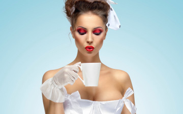 Картинка девушки -unsort+ брюнетки +шатенки губы тени ресницы взгляд макияж девушка корсет перчатки кружка бант волосы