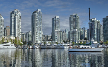 Картинка корабли порты+ +причалы false creek yaletown vancouver british columbia canada ванкувер британская колумбия канада порт яхты катера набережная здания
