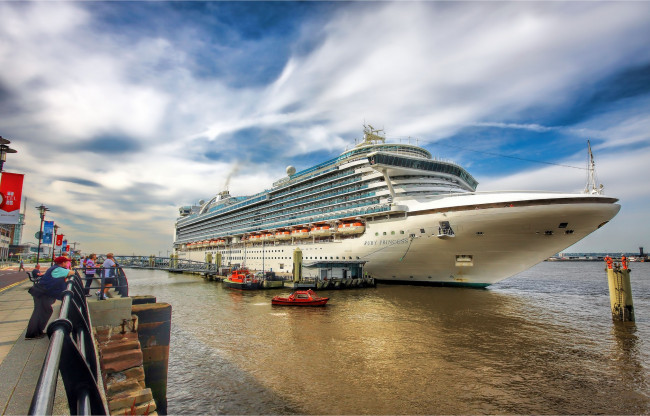 Обои картинки фото корабли, лайнеры, причал, лайнер, океанский, круиз