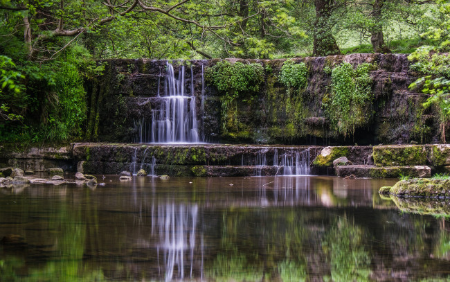 Обои картинки фото природа, водопады, река, водопад, лес
