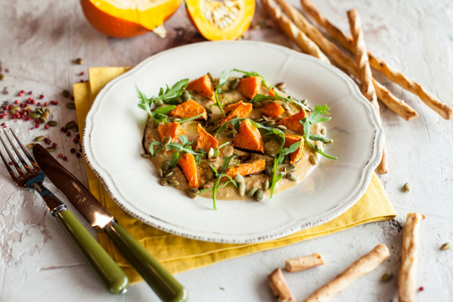 Обои картинки фото еда, вторые блюда, палочки, тыква, второе, блюдо, орешки