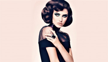 Картинка девушки -+брюнетки +шатенки шатенка кольцо