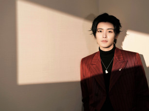 Картинка мужчины hou+ming+hao актер пиджак