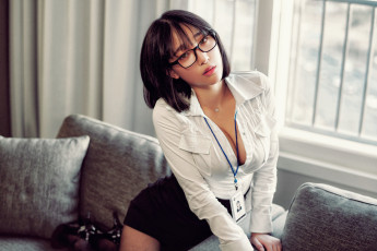 Картинка девушка+-+girl девушки -+азиатки девушка женщина брюнетка темноволосая сексуальная модель звезда позирует разная обувь верхняя стильная одежда нижнее эротическое бельё трусы лифчик колготки чулки аксессуары макияж и множество элементов на фотографии