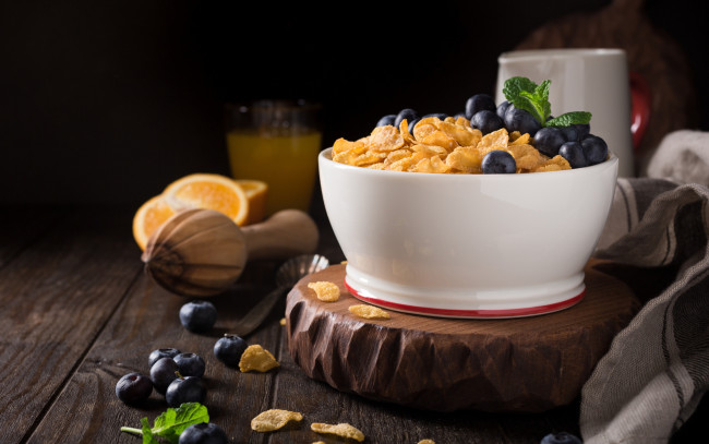 Обои картинки фото еда, мюсли,  хлопья, мята, хлопья, черника