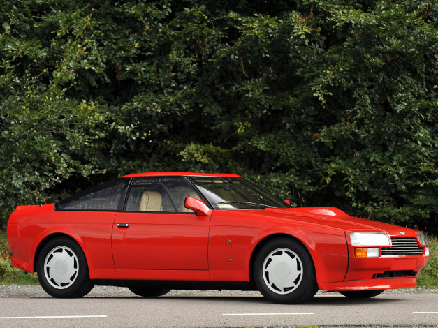 Обои картинки фото автомобили, aston martin, aston, martin, v8, vantage, zagato, красный