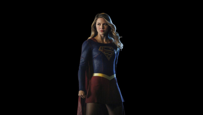 Обои картинки фото кино фильмы, supergirl , сериал, плащ, супергерой, девушка