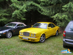 Картинка bentley автомобили выставки уличные фото