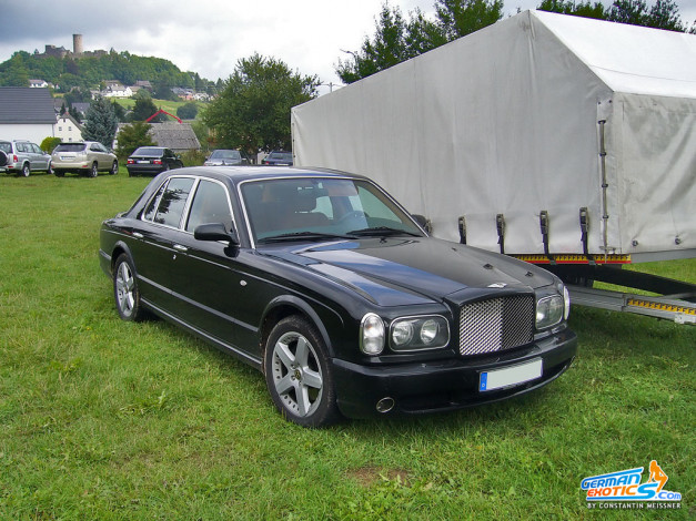 Обои картинки фото bentley, автомобили, выставки, уличные, фото