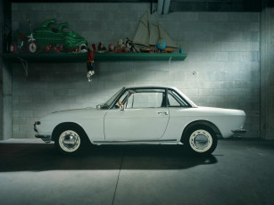 Картинка автомобили lancia