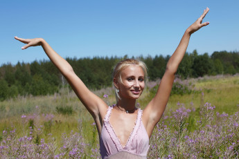 Картинка  девушки