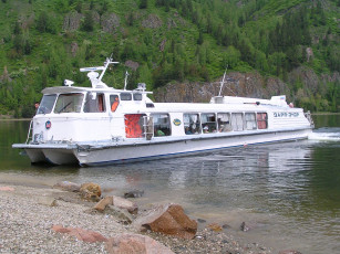 Картинка корабли теплоходы енисей скалы река